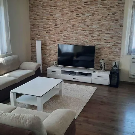 In 36663 Apartment