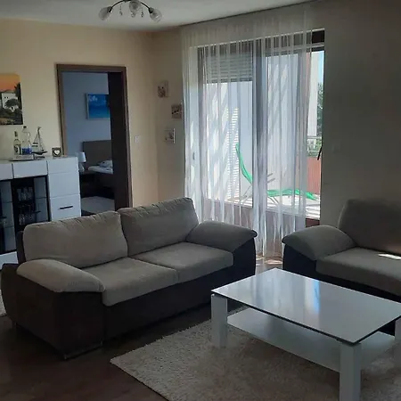 Apartment In 36663