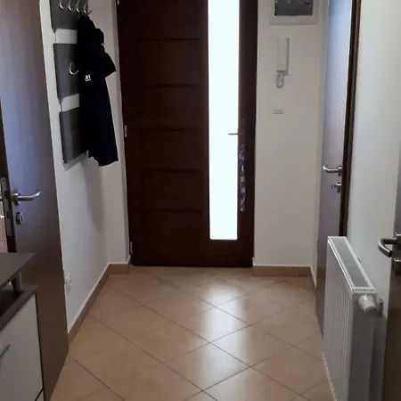 In 36663 Balatonalmadi